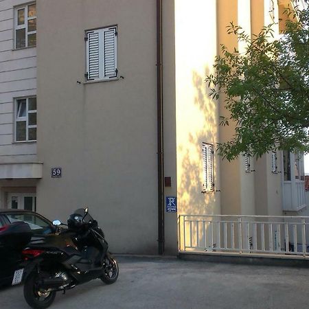 Apartment Viki Makarska Exterior photo