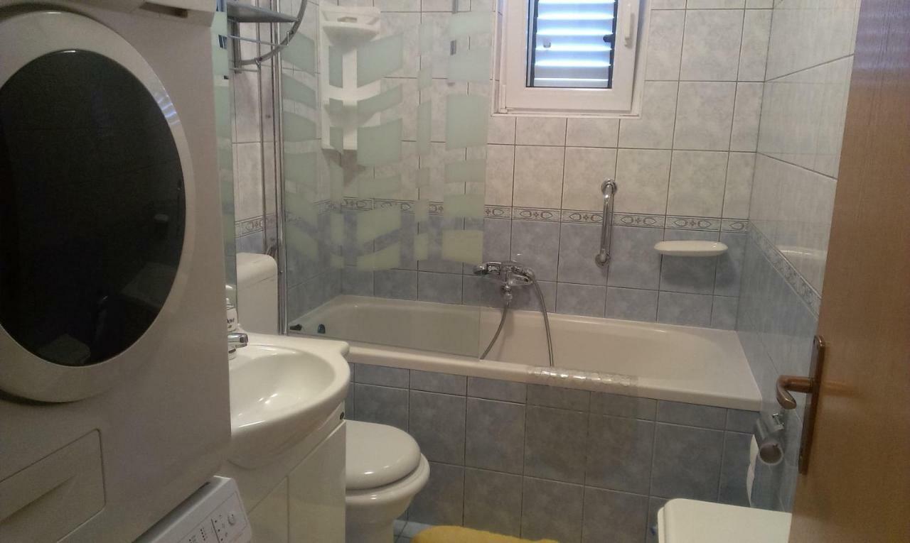 Apartment Viki Makarska Exterior photo