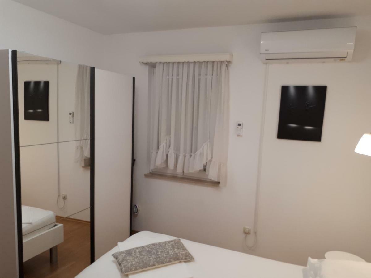 Apartment Viki Makarska Exterior photo